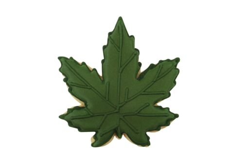 Leaf-Shaped Cookie Cutter (Metal)